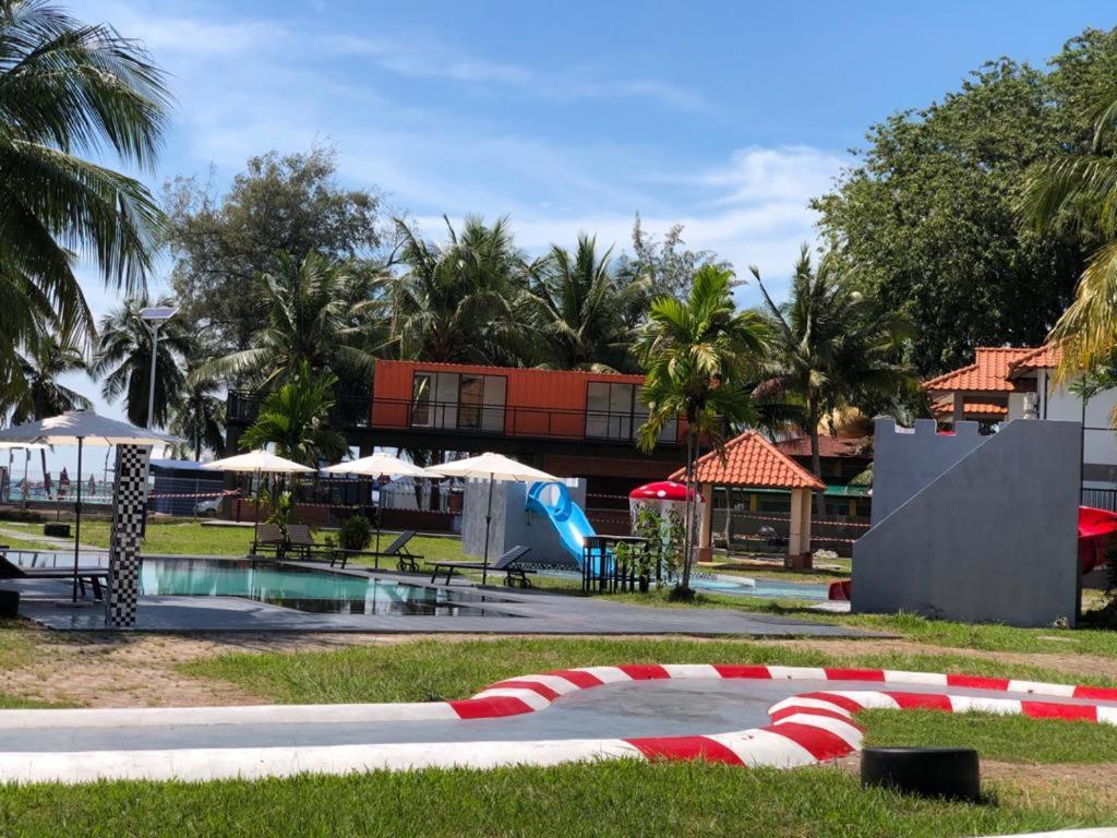 Hype Motorsports Hotel Port Dickson Exterior photo