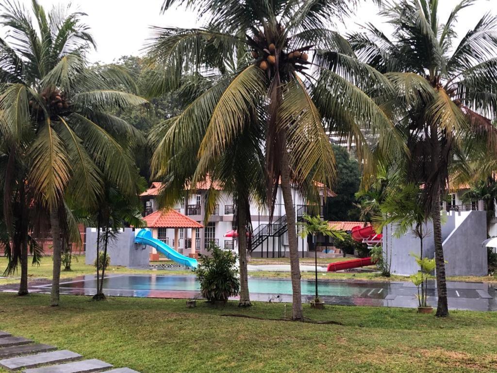 Hype Motorsports Hotel Port Dickson Exterior photo